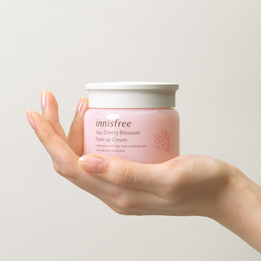 Innisfree Dewy glow tone-up cream with Jeju cherry blossom 50ml