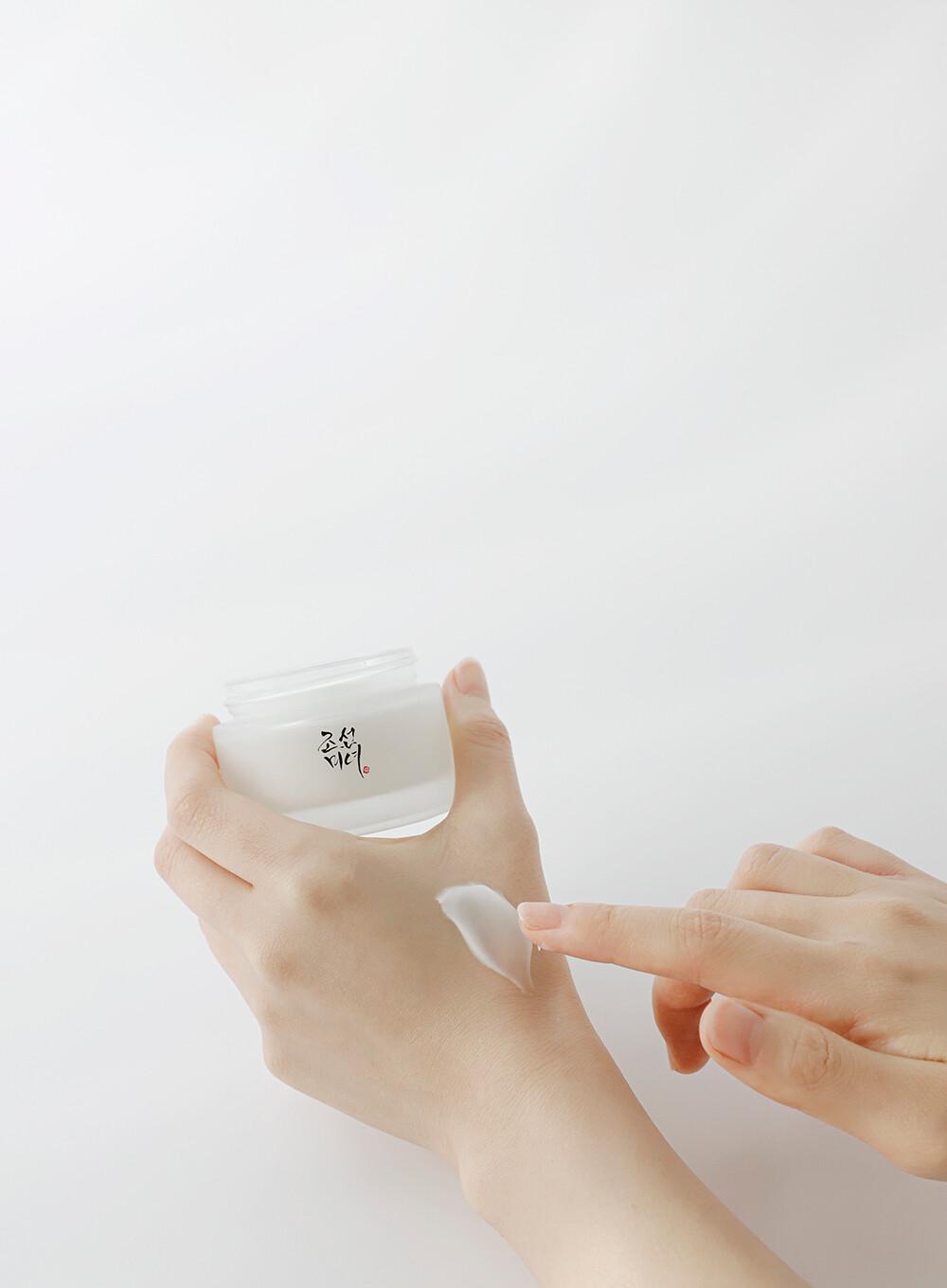 Beauty of Joseon Dynasty Cream - lifestyle shot