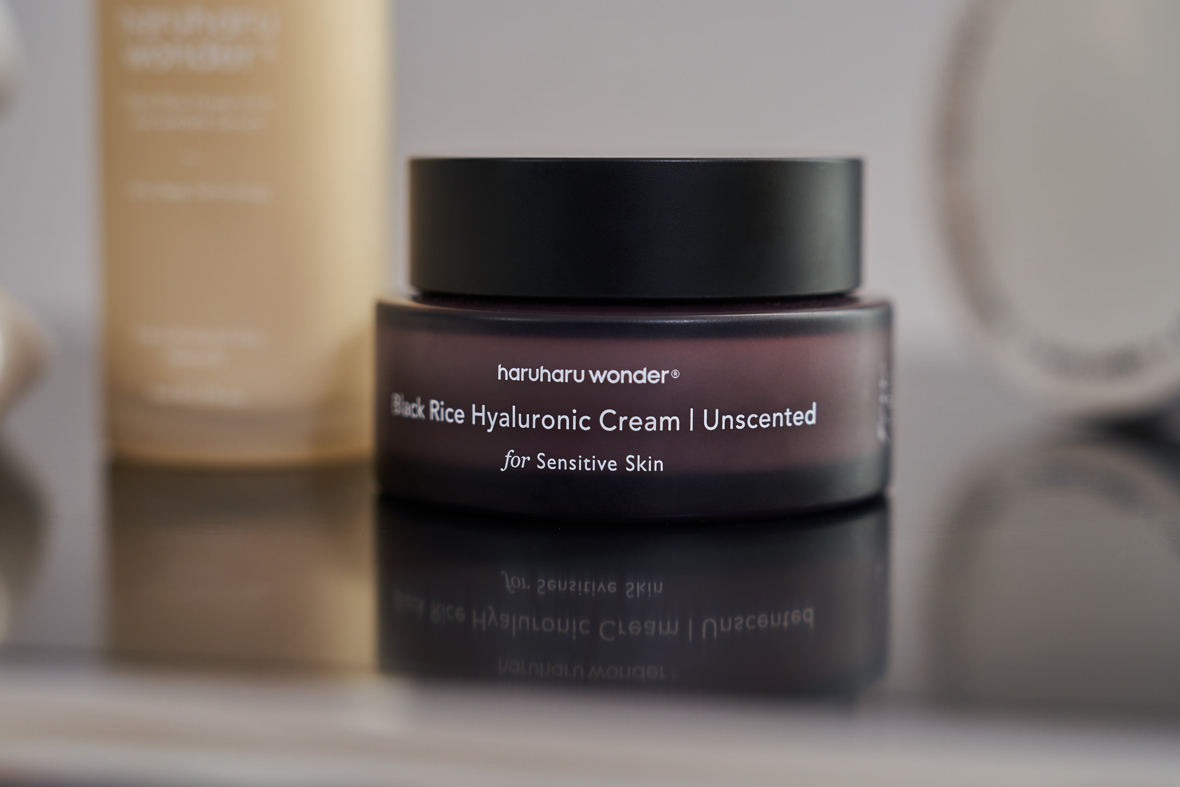 Haruharu Wonder Black Rice 10 Hyaluronic Cream Unscented 50ml - side view