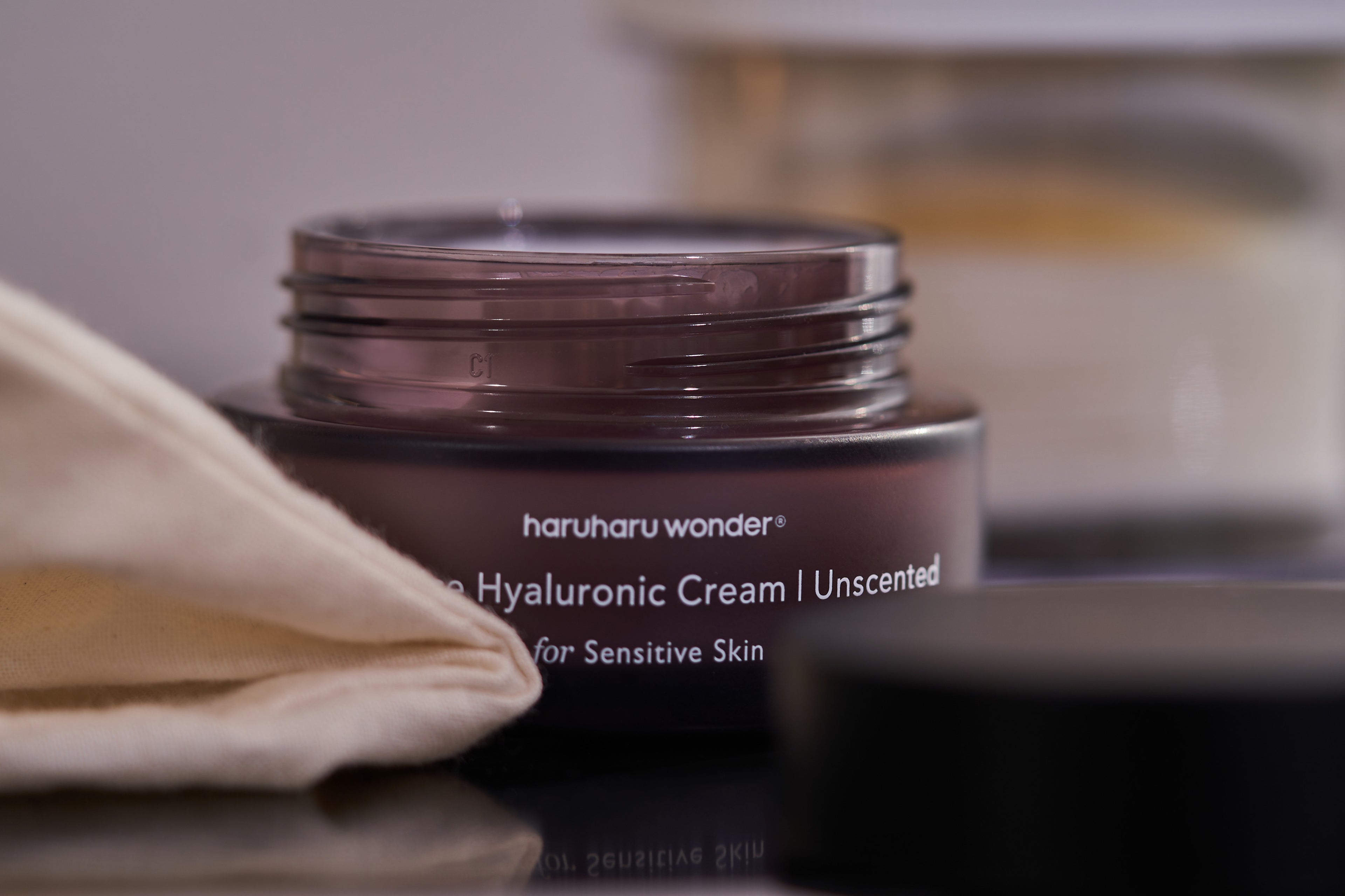 Haruharu Wonder Black Rice 10 Hyaluronic Cream Unscented 50ml - ingredients