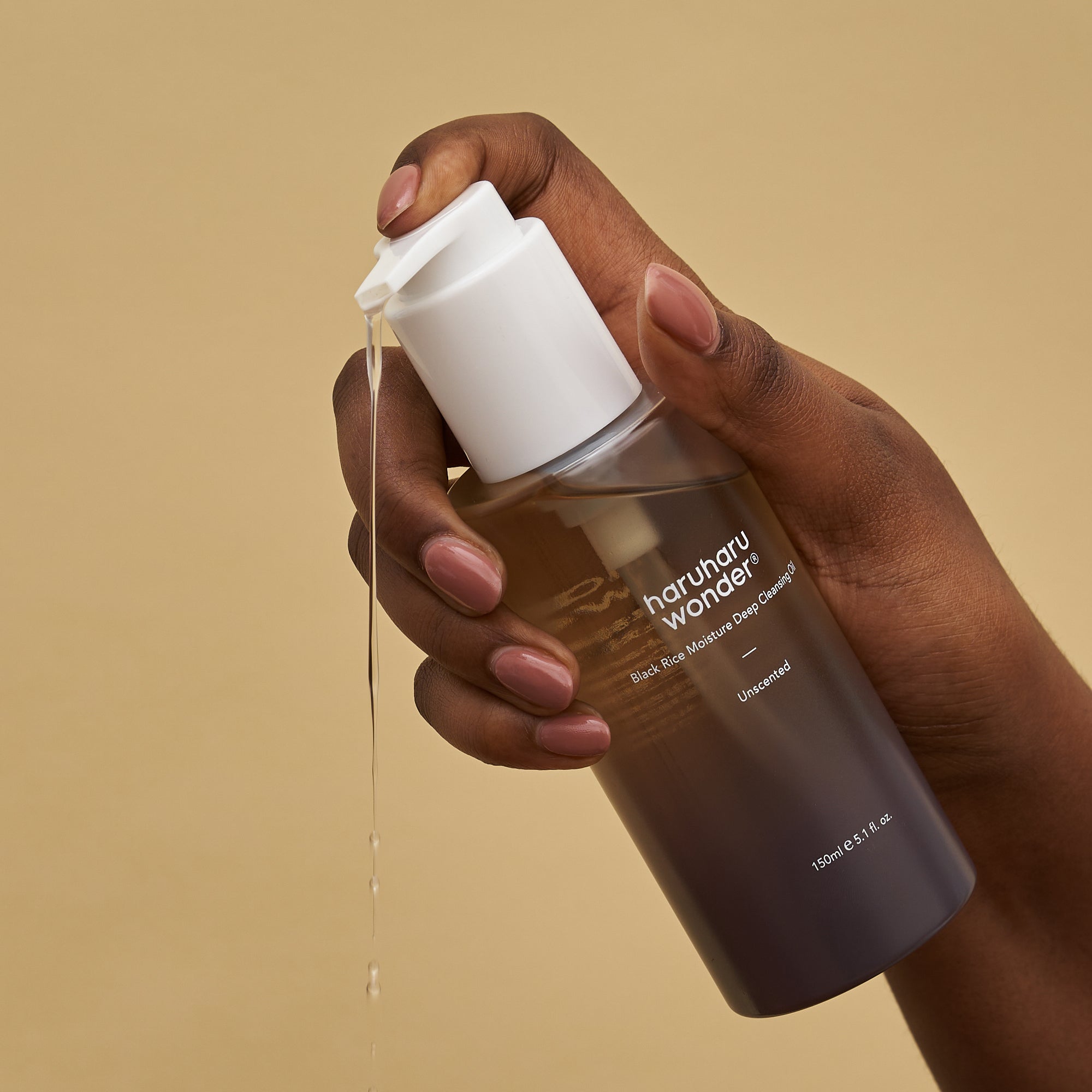 Haruharu Wonder Black Rice Moisture Cleansing Oil - texture