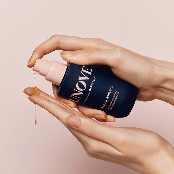 UNOVE Silk Oil Hair Essence 70ml - application