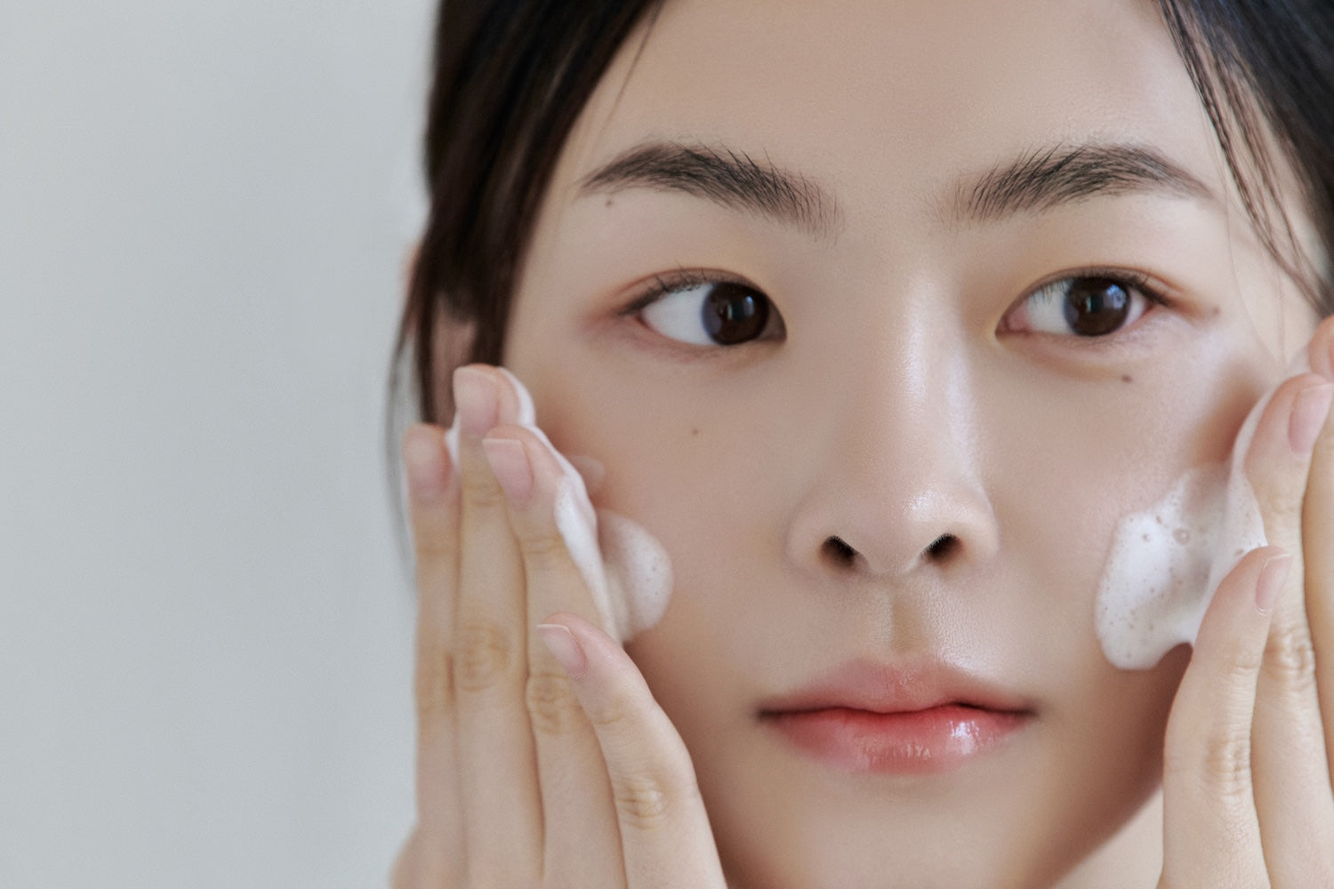 celimax Ji Woo Gae Cica BHA Acne Foam Cleansing 150ml