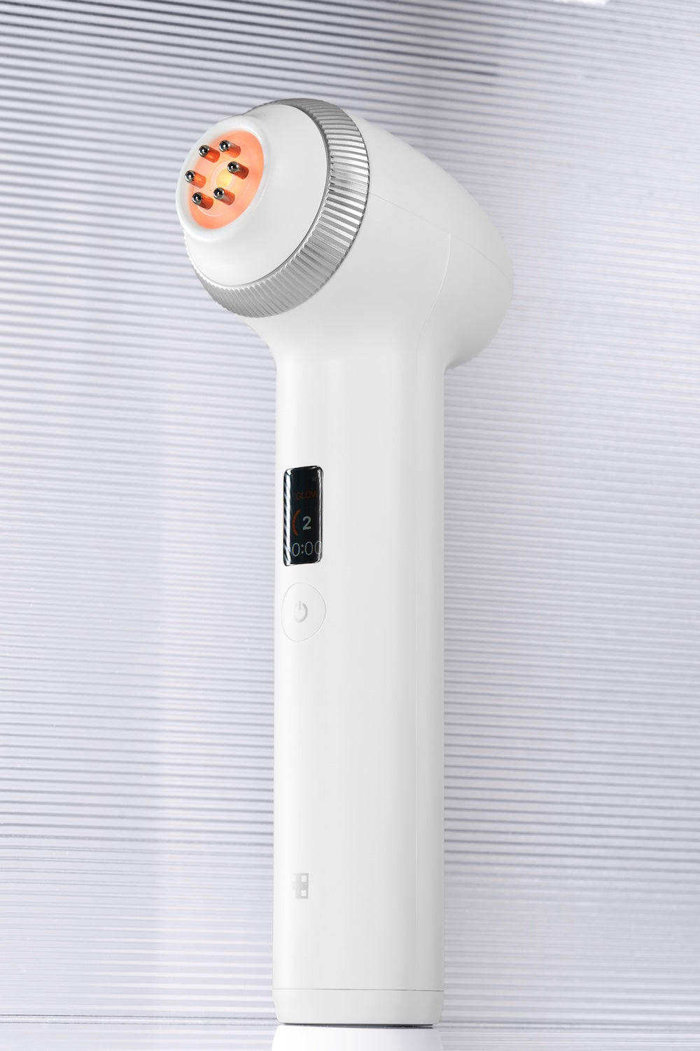 Medicube AGE-R Ultra Tune 40.68 - side view