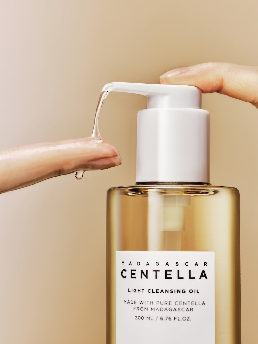SKIN1004 Madagascar Centella Light Cleansing Oil
