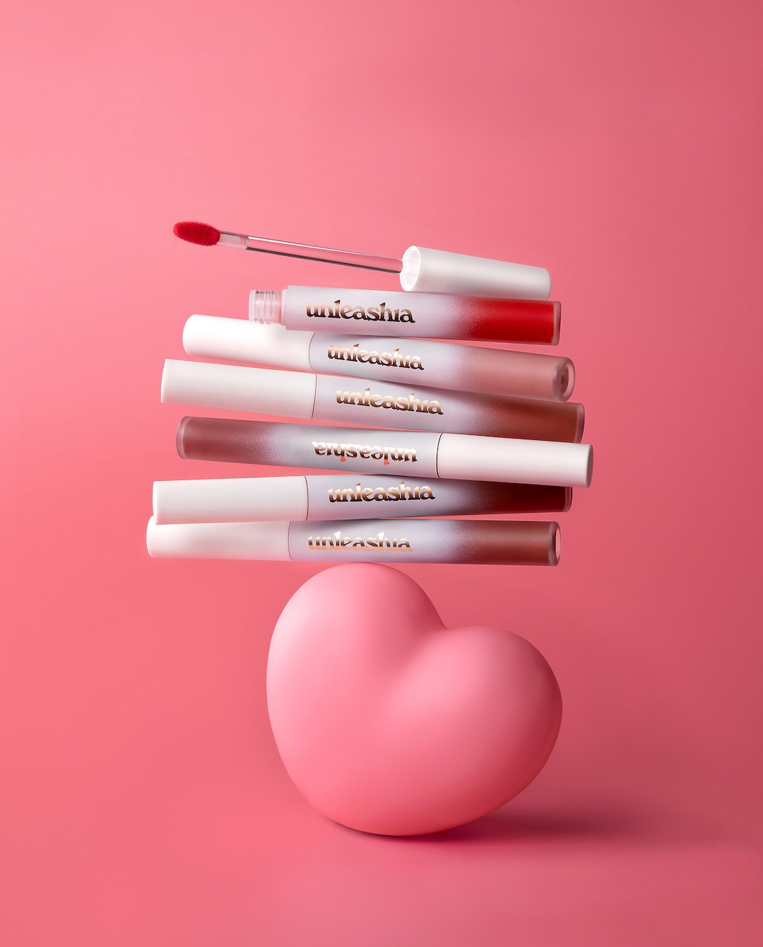 Unleashia Luv Hug Velvet Tint - model application