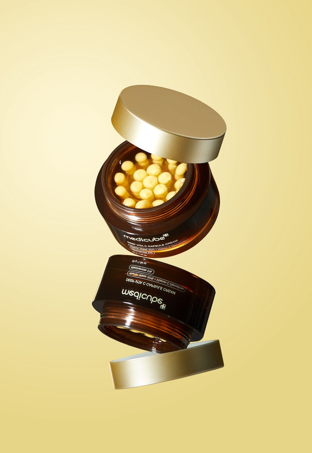 Medicube Deep Vita C Capsule Cream - lifestyle